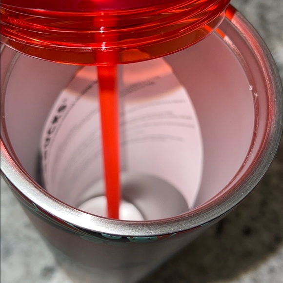 ✨Starbucks✨ Poinsettia Cup - Picture 5 of 7